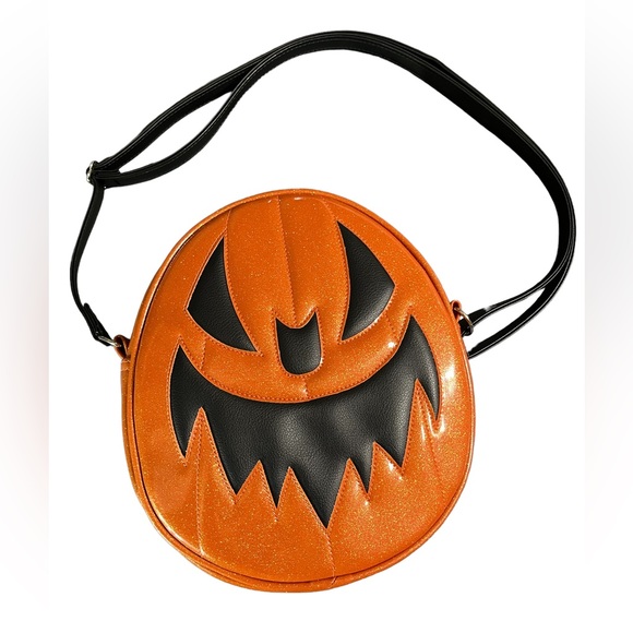 Love Pain and Stitches Handbags - Love Pain and Stitches
